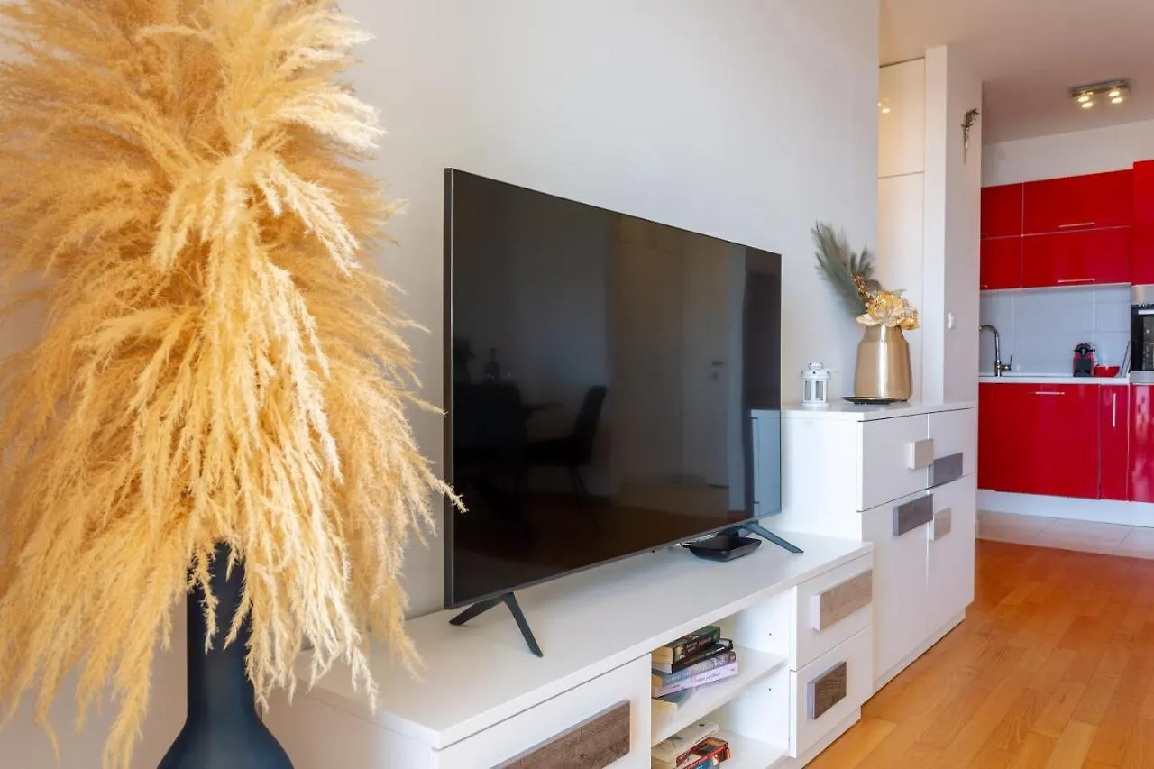 La Vista Apartment Split